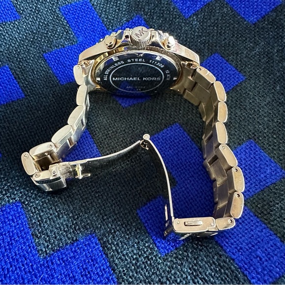 Michael Kors Women's Everest Blue Stainless Steel Quartz Watch - style # MK5754 - Picture 2 of 4